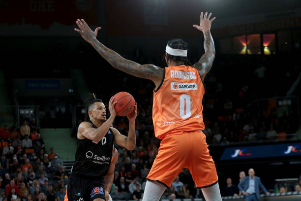 练中提升传 练中提升传